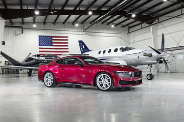 2025 Ford Mustang Darkhorse