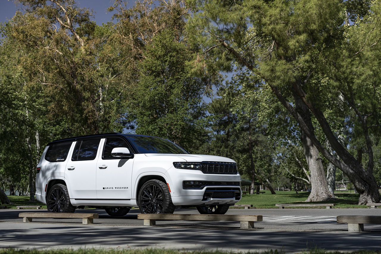 2022 Jeep Wagoneer
