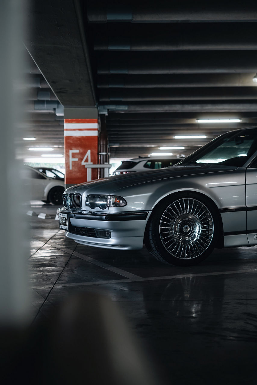 1999 BMW 750iL