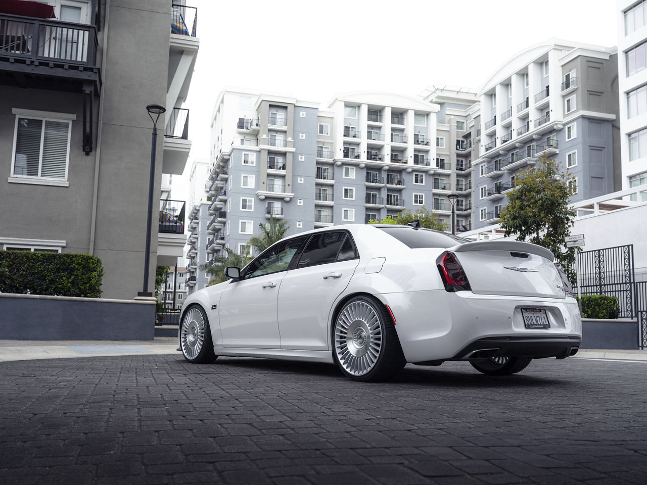 2020 Chrysler 300C S