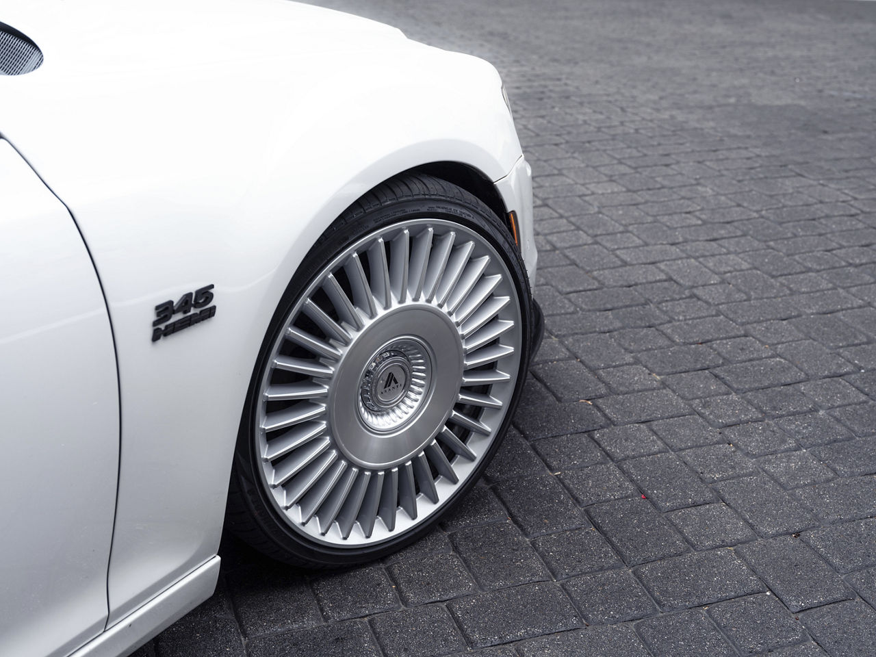 2020 Chrysler 300C S