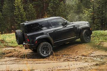 2023 Land Rover Defender 90