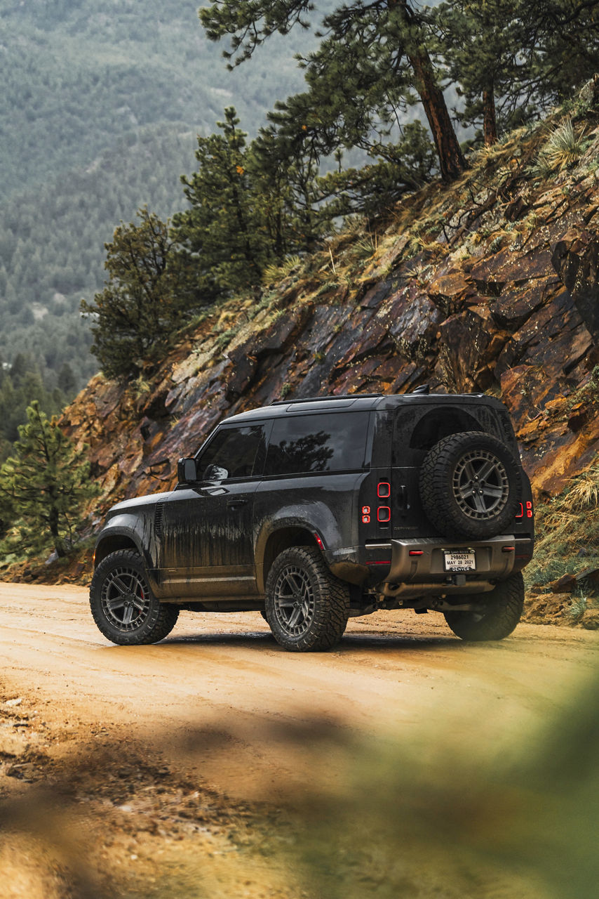 2023 Land Rover Defender 90