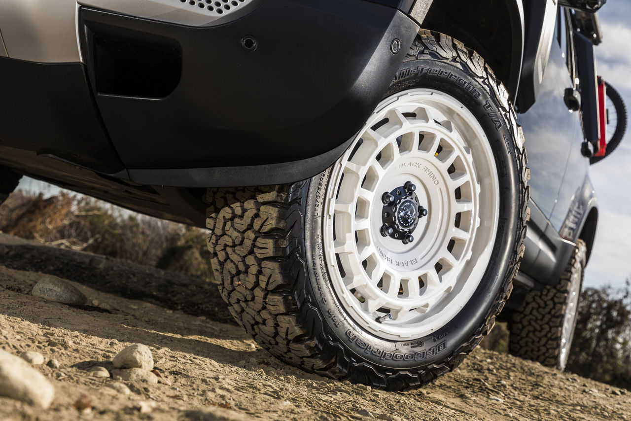 2023 Land Rover Defender