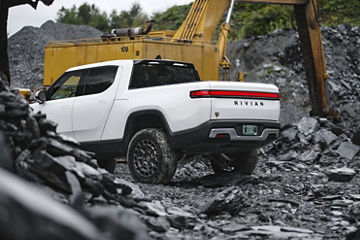 2022 Rivian R1T