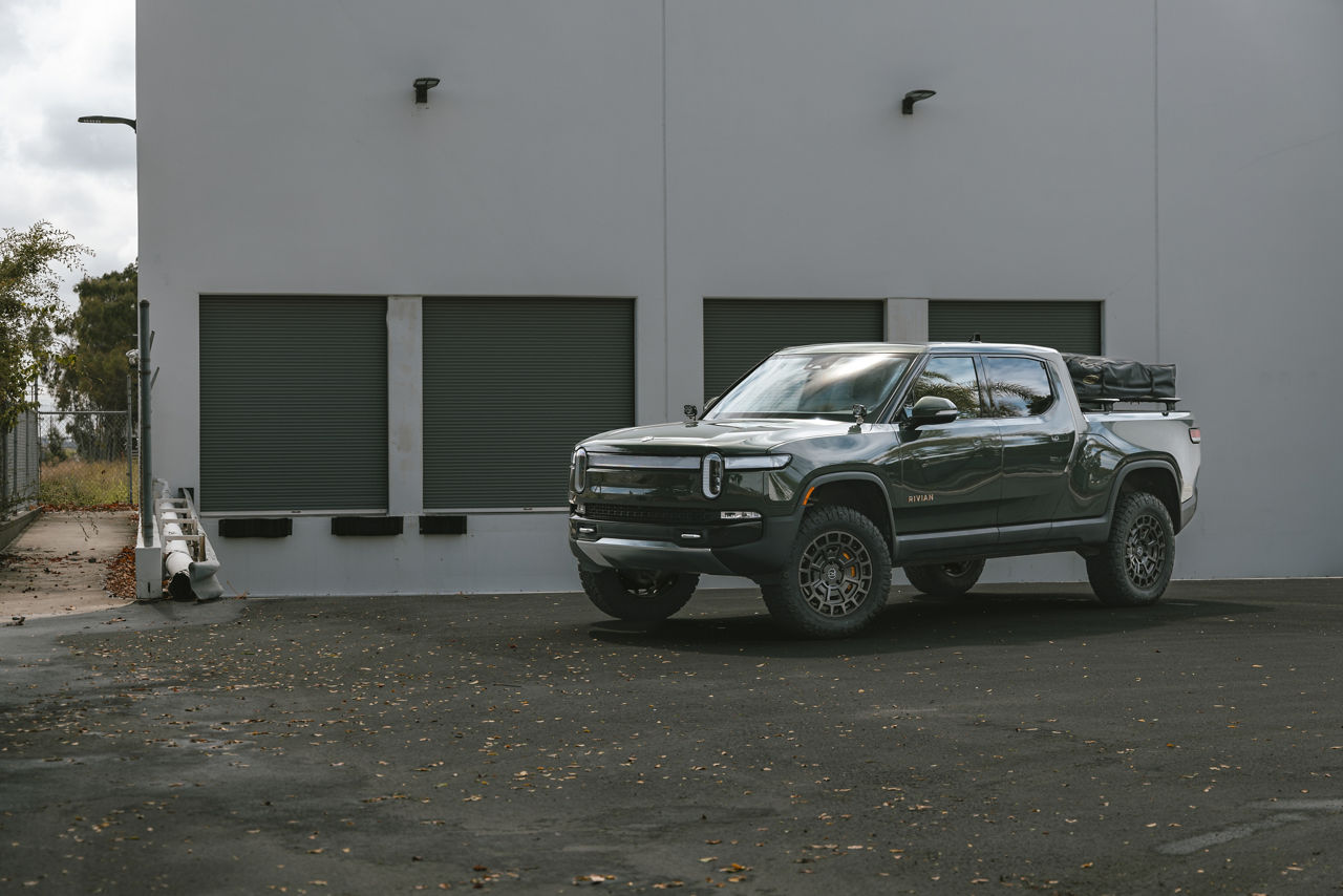 2023 Rivian R1T