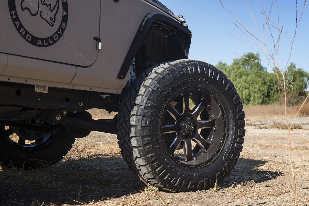 2018 Jeep Wrangler - Black Rhino SIERRA - Black | Black Rhino