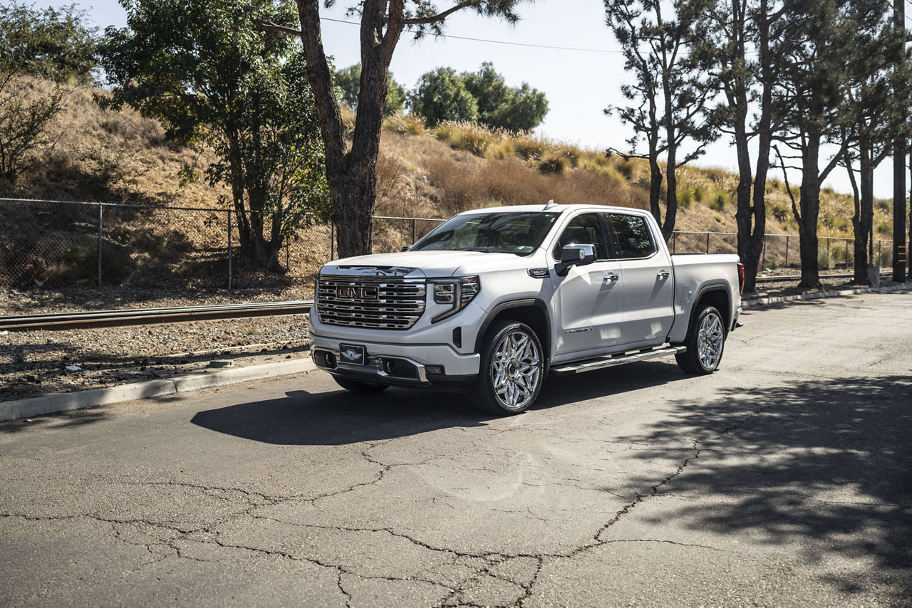 2024 GMC Sierra Denali