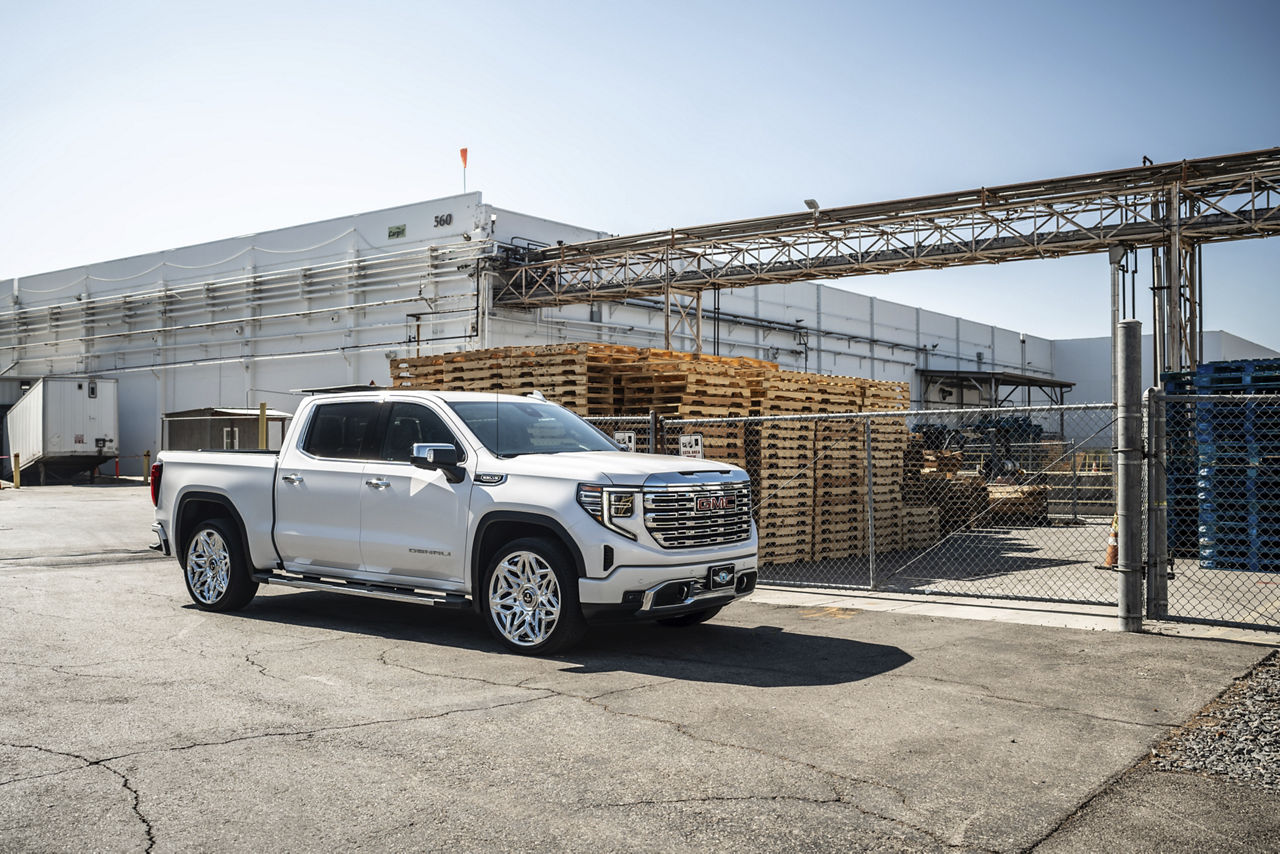 2024 GMC Sierra Denali