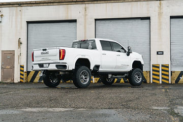 2025 GMC Sierra Denali