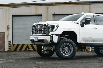 2025 GMC Sierra Denali