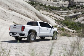 2024 GMC Sierra AT4