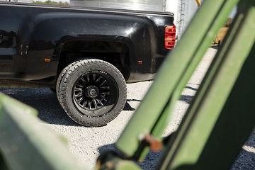 2023 GMC Sierra  Denali