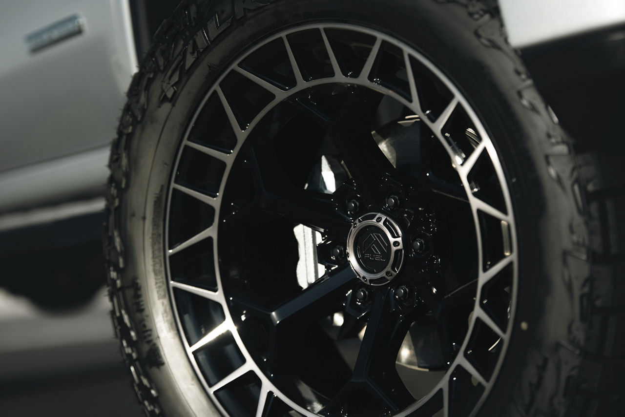 2023 GMC Sierra Denali