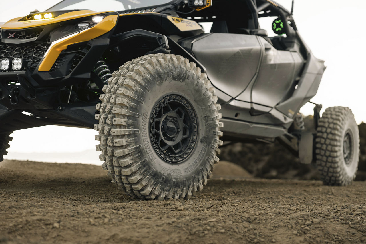 2025 CanAm Maverick R XRS