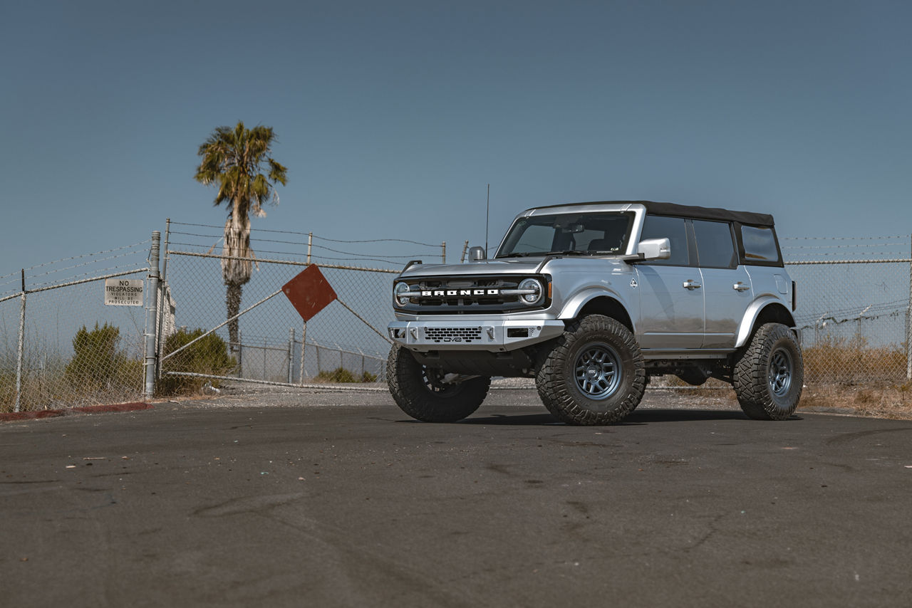 2022 Ford Bronco  Outer Banks