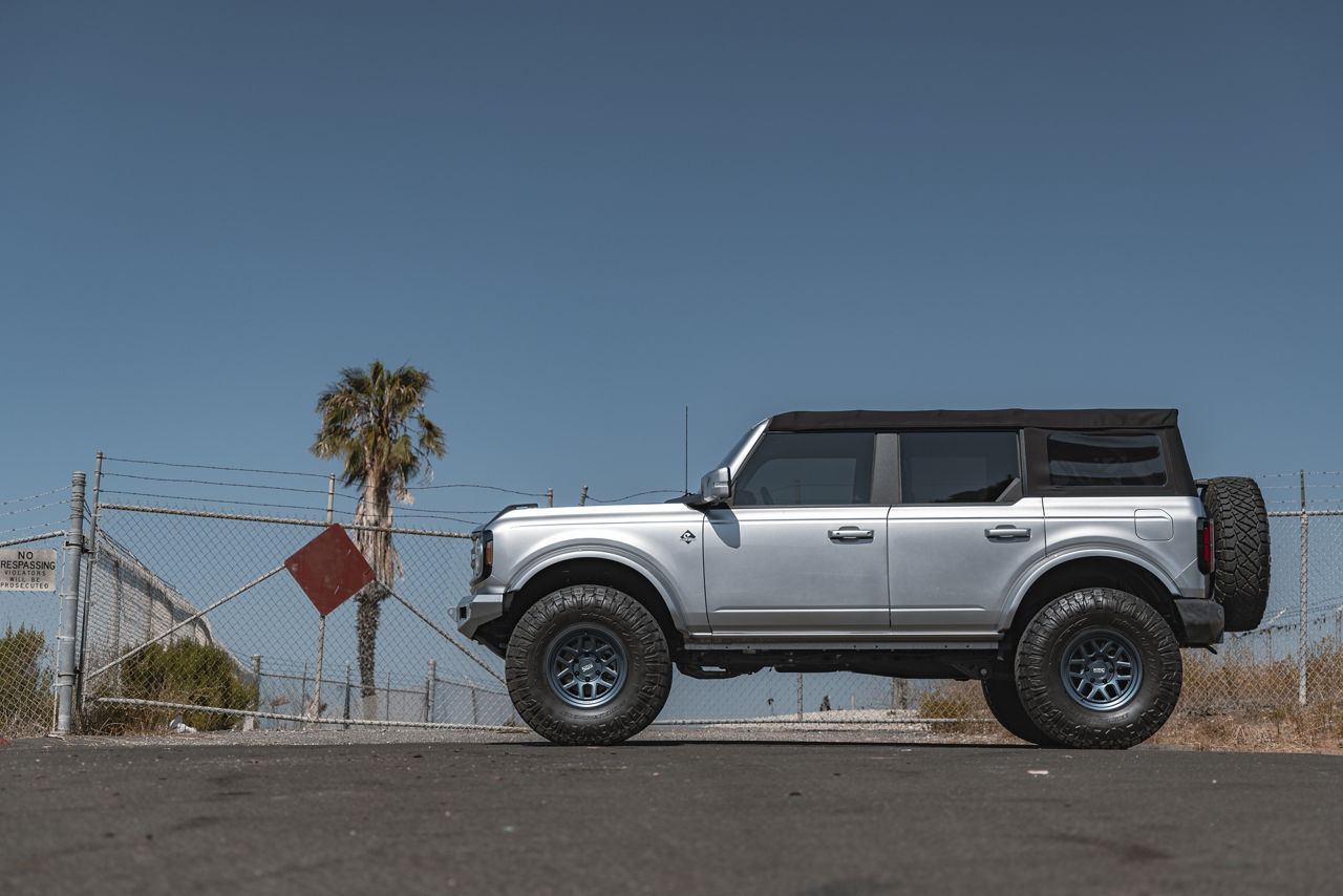 2022 Ford Bronco  Outer Banks