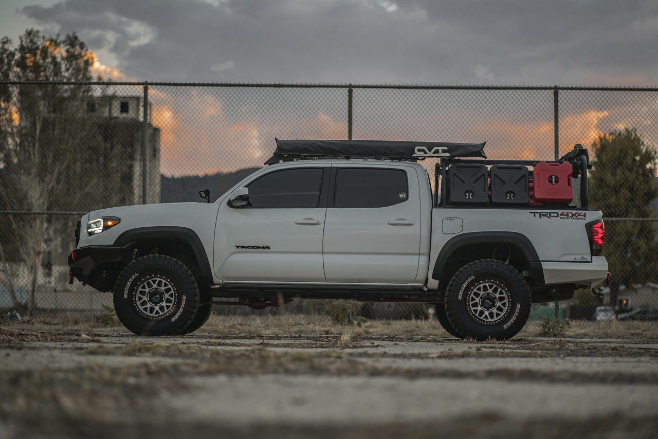 2017 Toyota Tacoma - KMC GRS - Machined | KMC Wheels