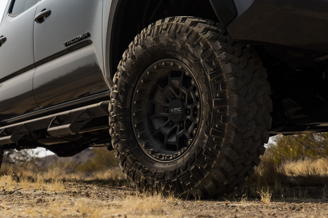 2016 Toyota Tacoma - KMC SUMMIT - Black | KMC Wheels