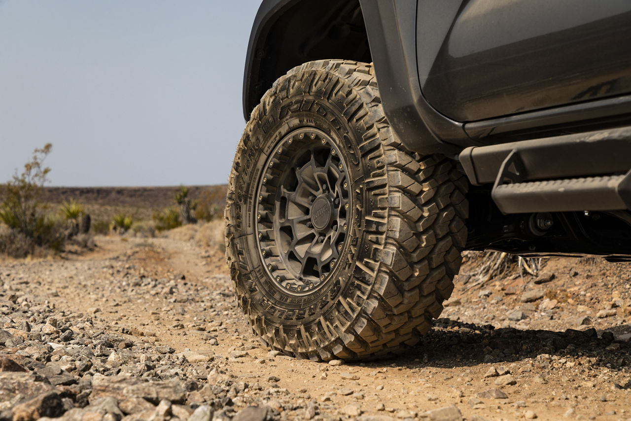 2016 Toyota Tacoma - KMC SUMMIT - Black | KMC Wheels