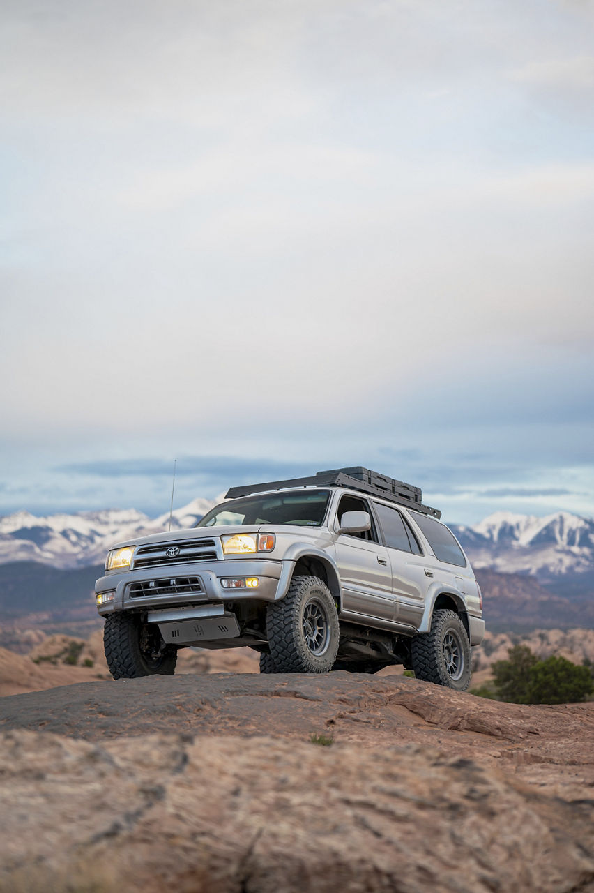 1999 Toyota 4Runner - KMC RANGE - Blue | KMC Wheels