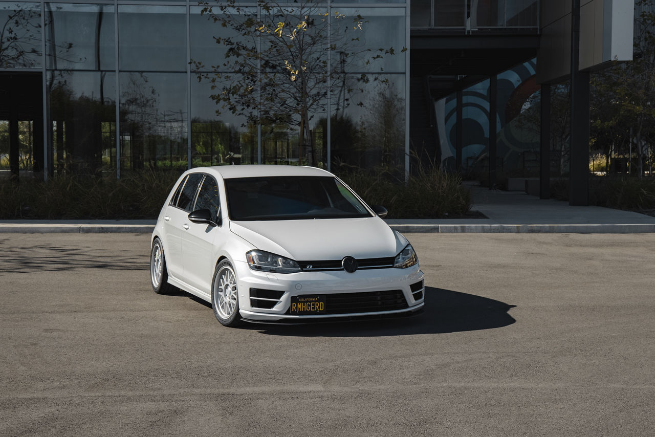 2016 Volkswagen Golf R