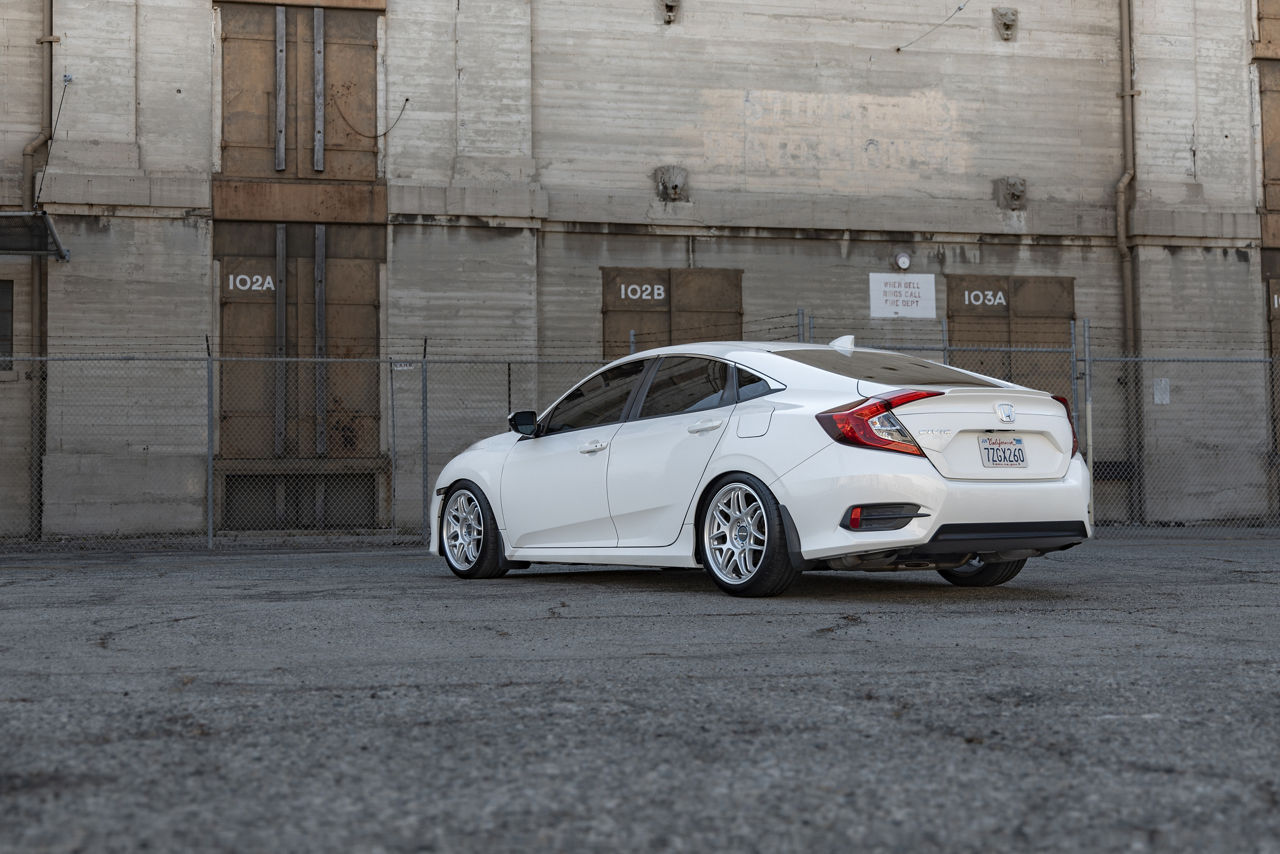 2020 Honda Civic - Motegi MR158 Tsubaki - Silver | Motegi Wheels