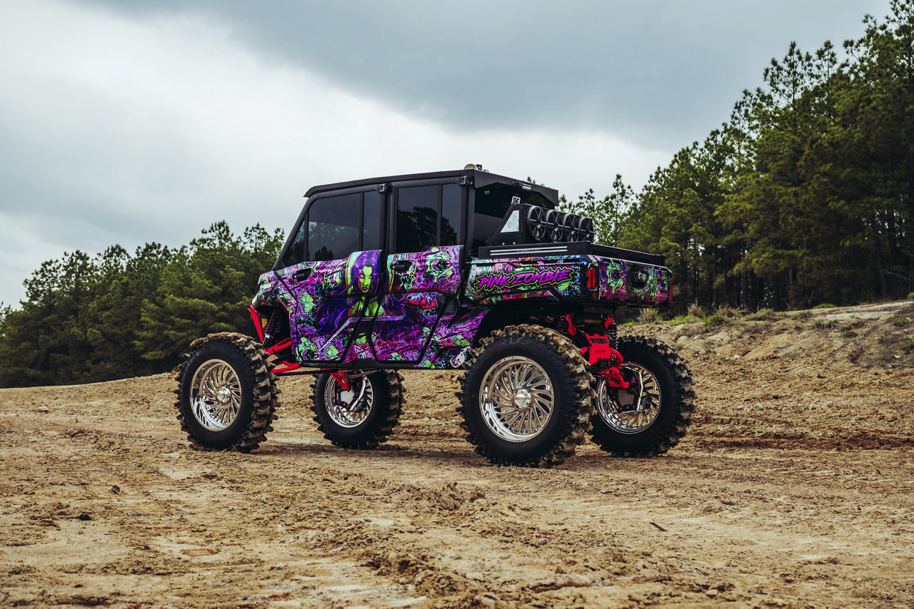 2023 CanAm Defender