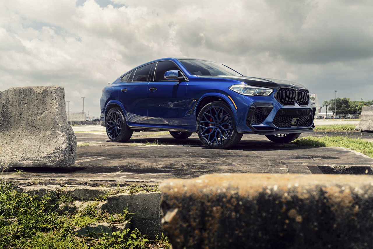 2023 BMW X6M