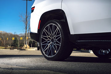 2023 Jeep Grand Wagoneer