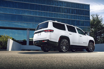 2023 Jeep Grand Wagoneer