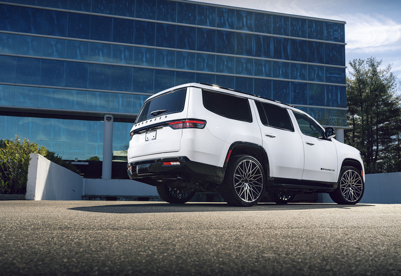 2023 Jeep Grand Wagoneer