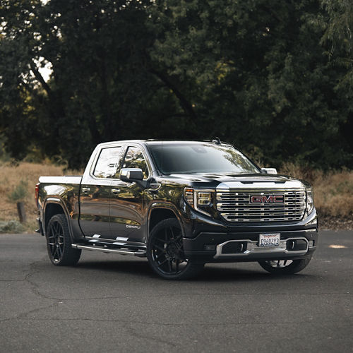 2023 GMC Sierra Denali