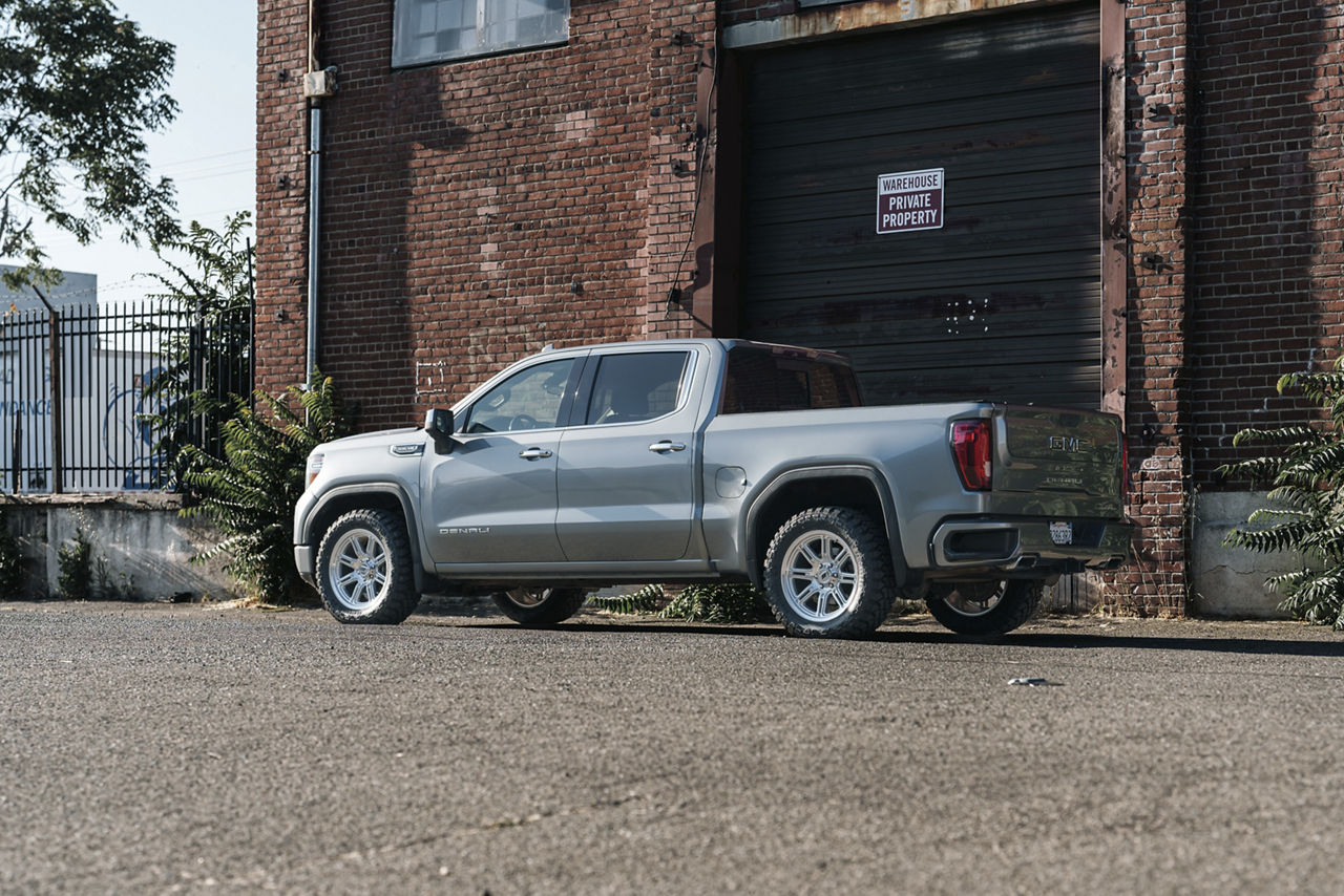 2022 GMC Sierra Denali
