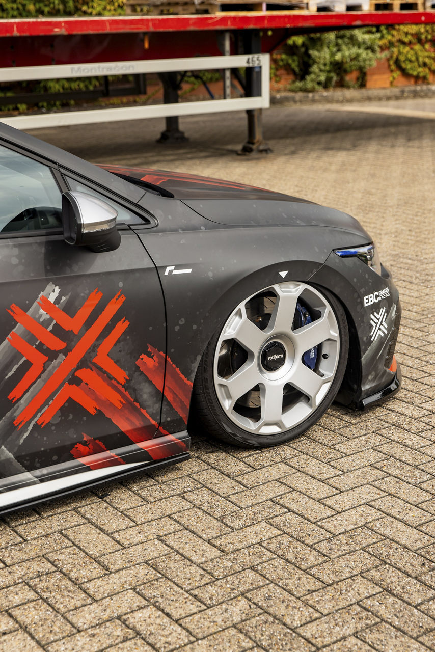 2023 Volkswagen Golf R
