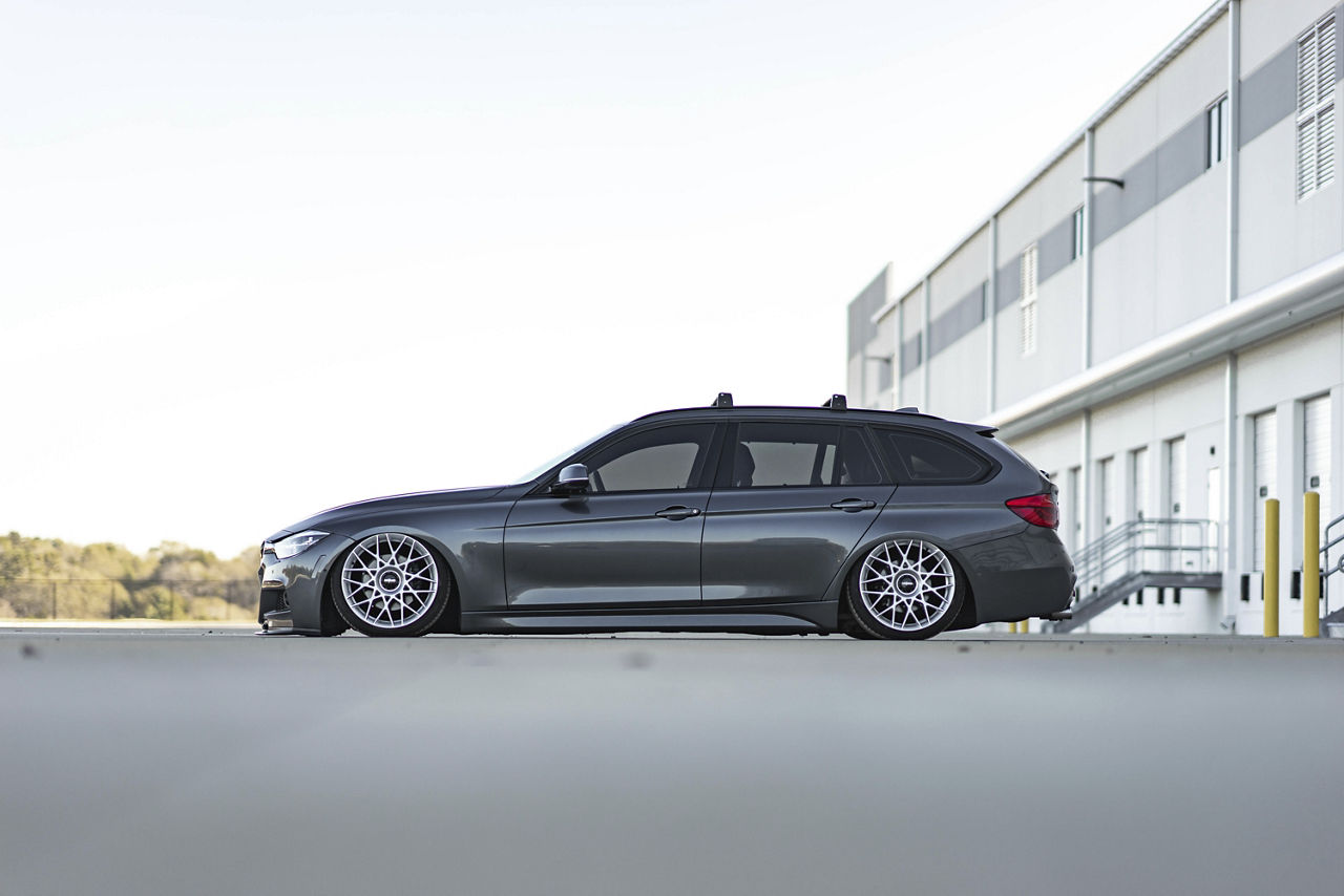 2018 BMW 330i X-Drive