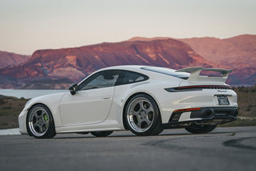 2023 Porsche Carrera 992