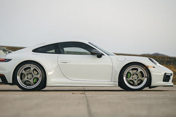2023 Porsche Carrera 992