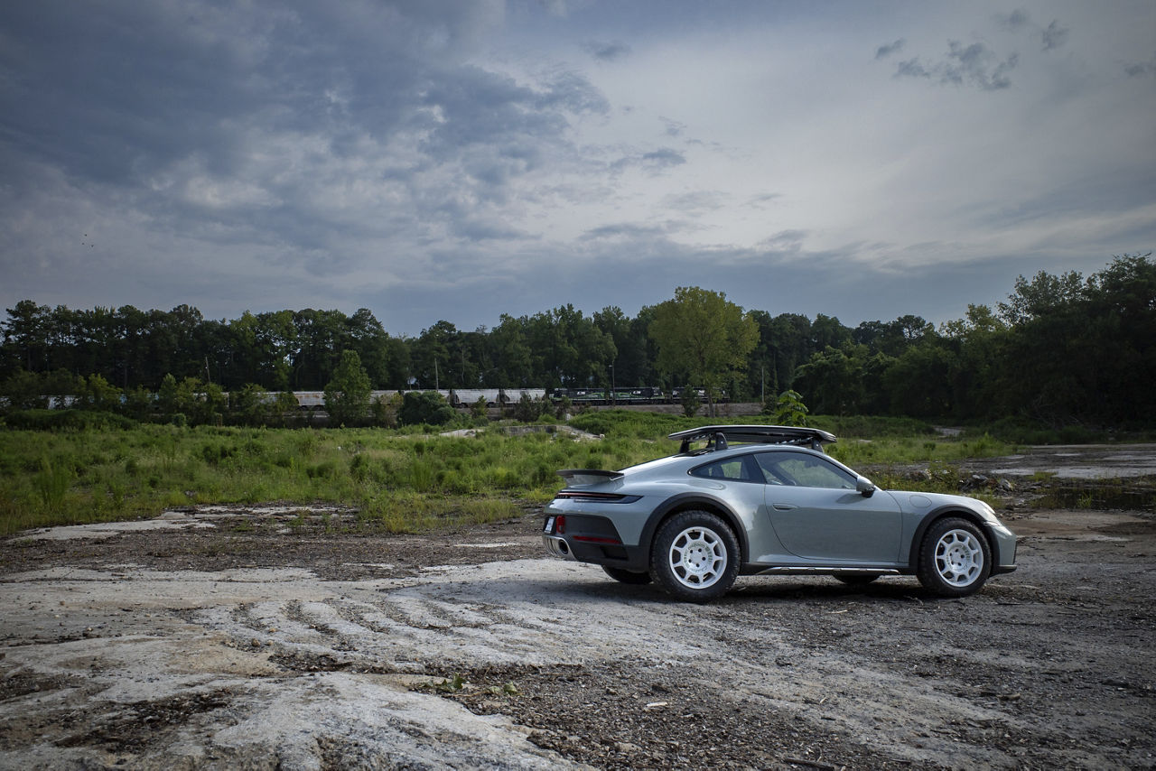 2023 Porsche 911  Dakar