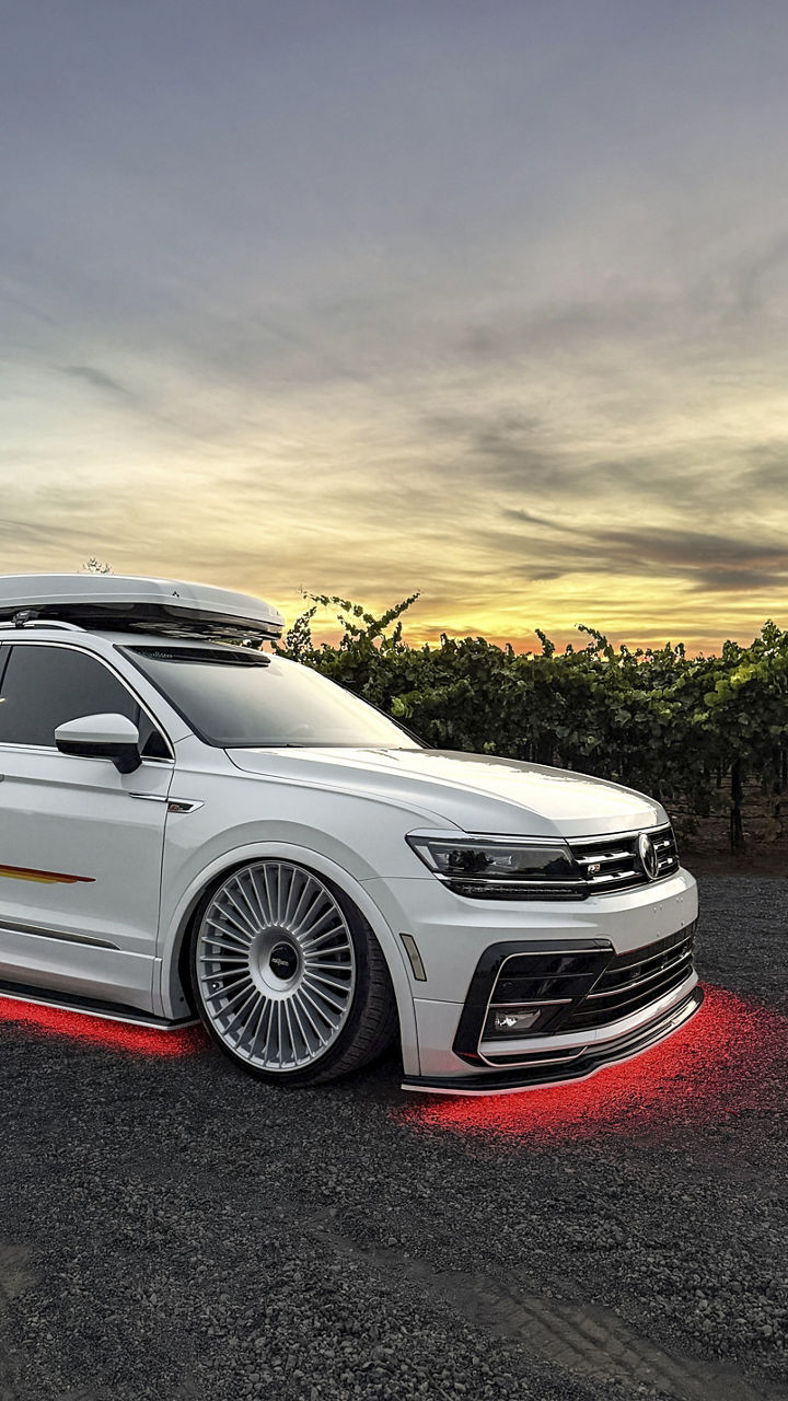 2020 Volkswagen Tiguan R-Line