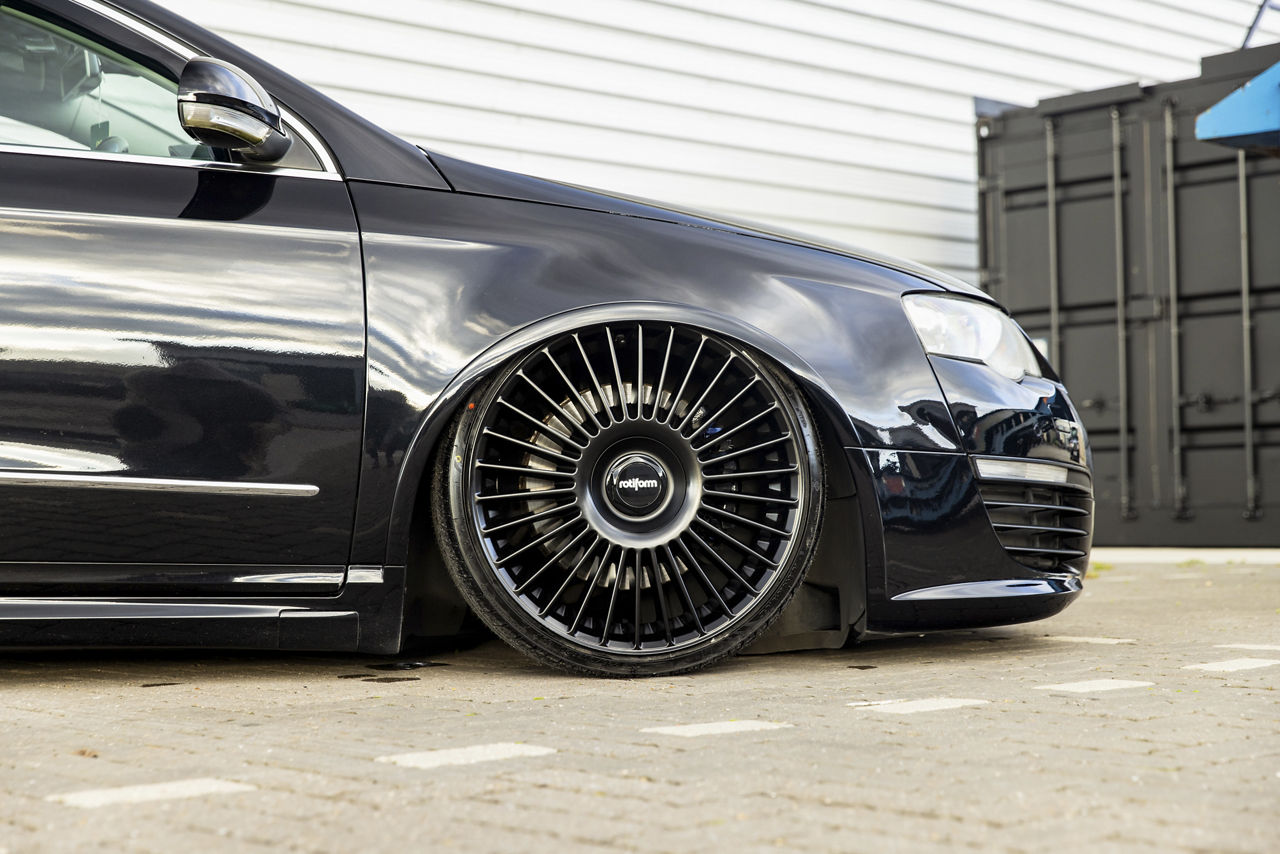 2009 Volkswagen Passat R36