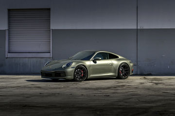 2022 Porsche 992
