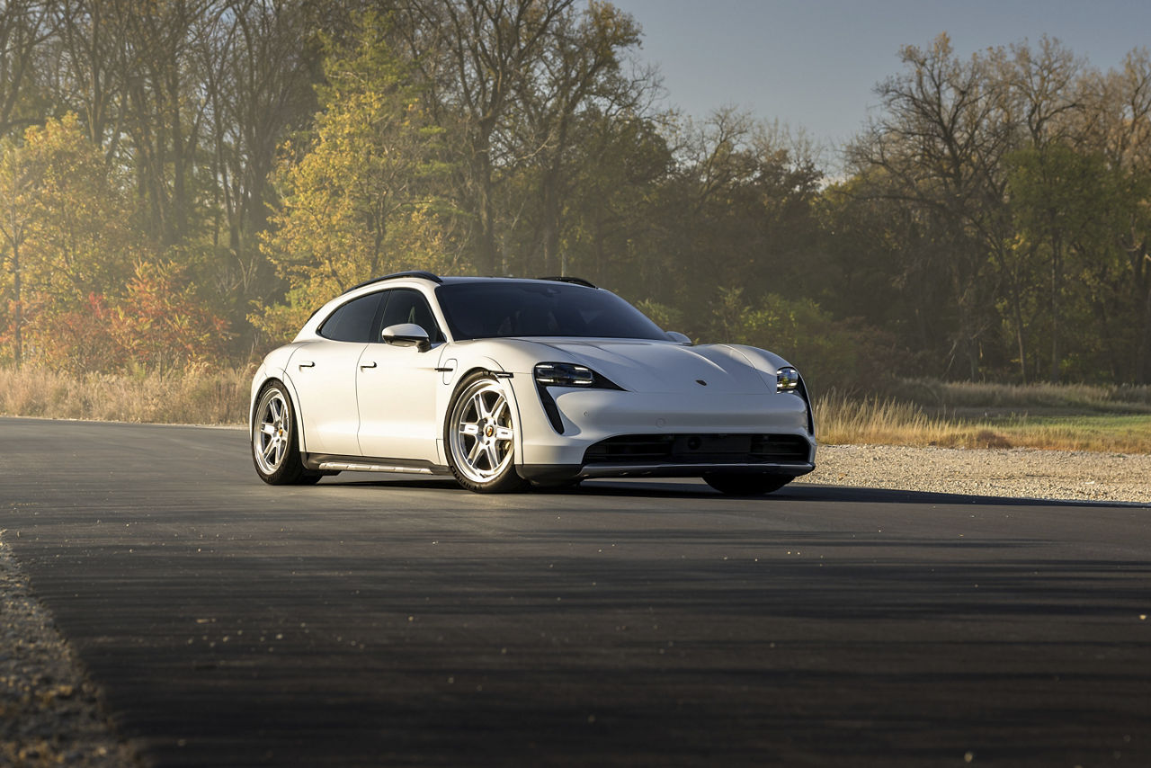 2024 Porsche Taycan Cross Turismo