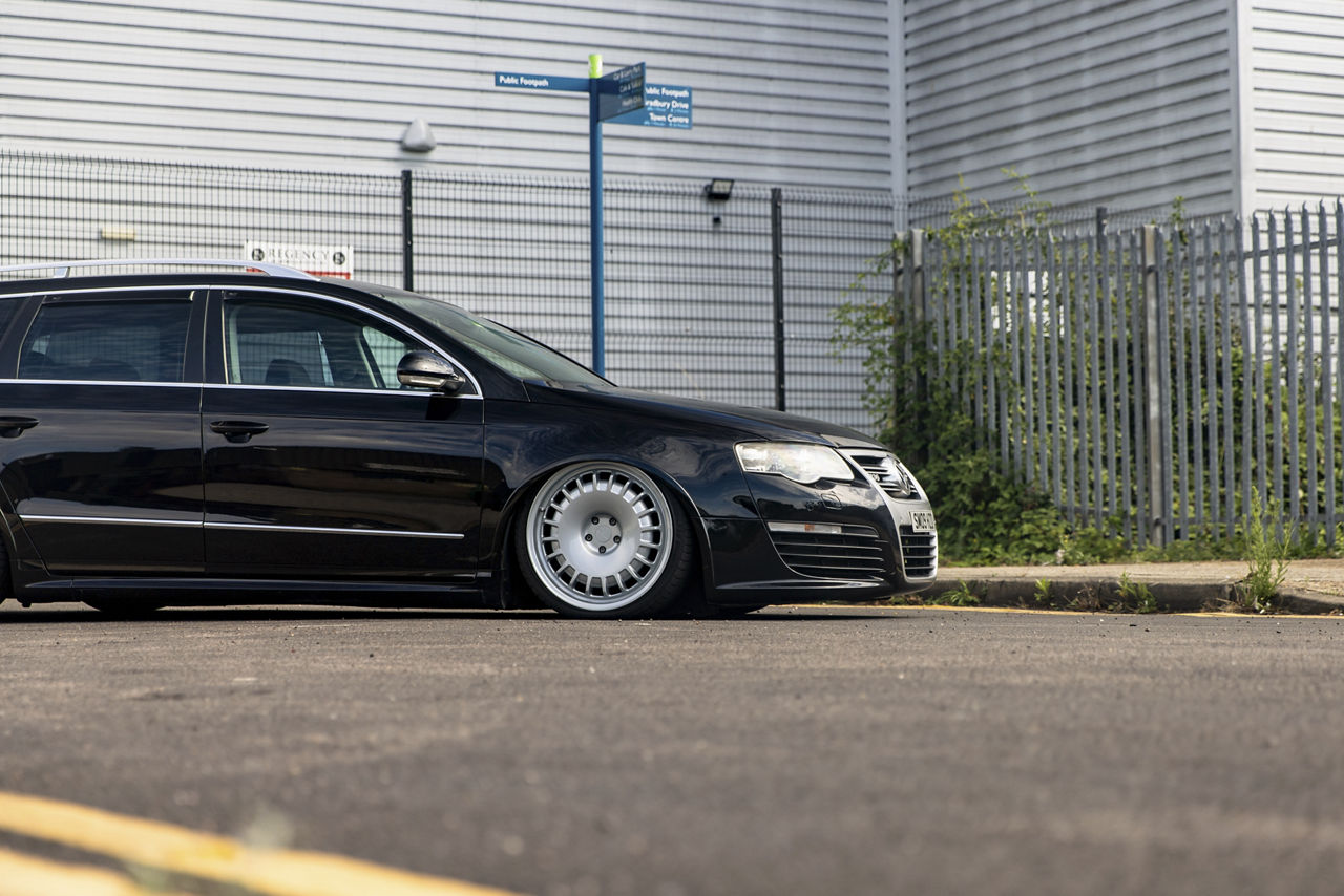2009 Volkswagen Passat R36