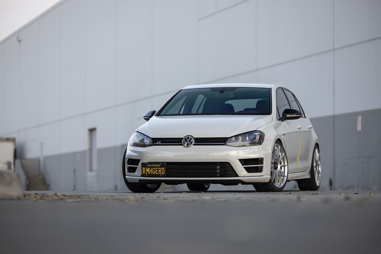 2017 Volkswagen Golf R