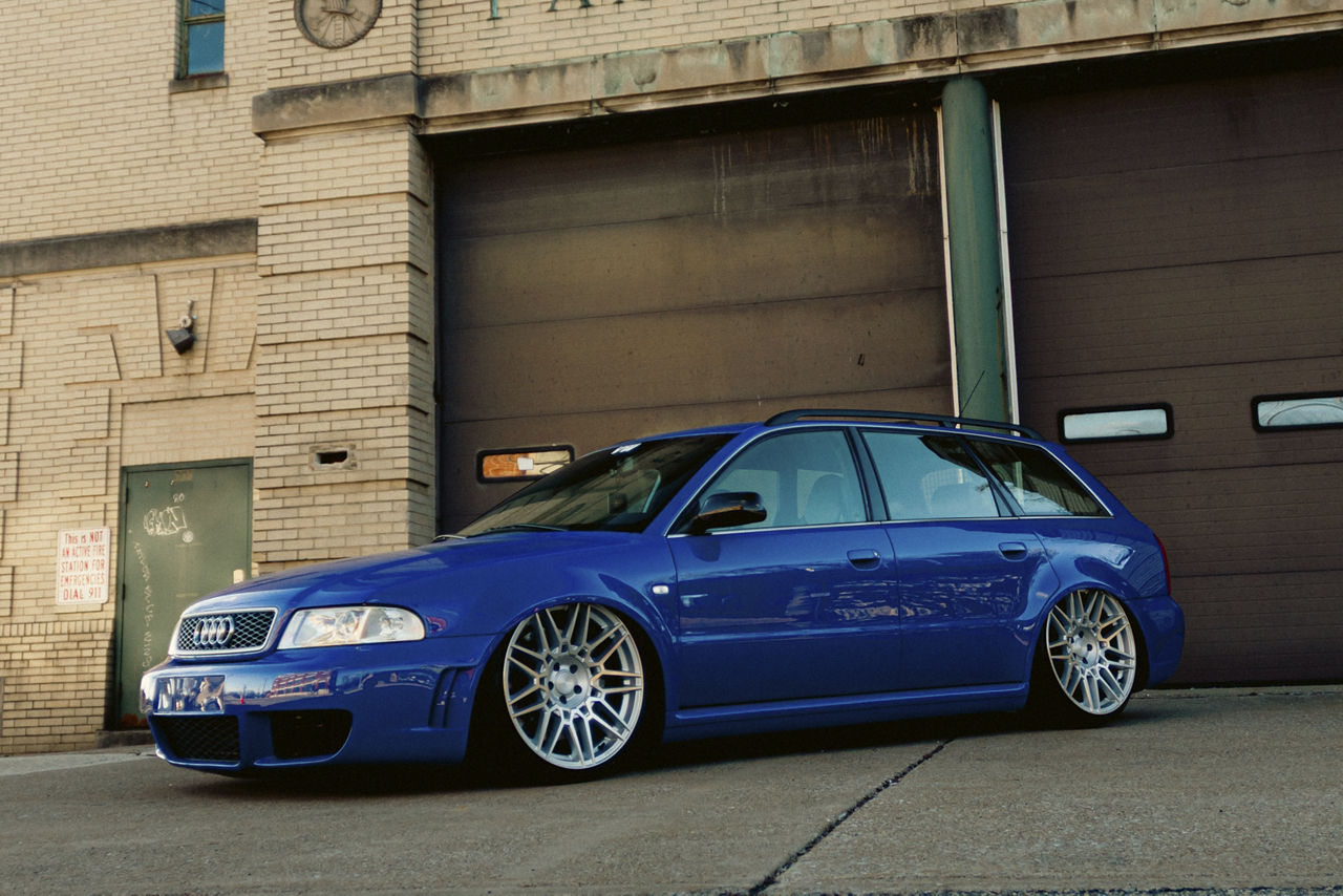 2001 Audi RS4 Avant