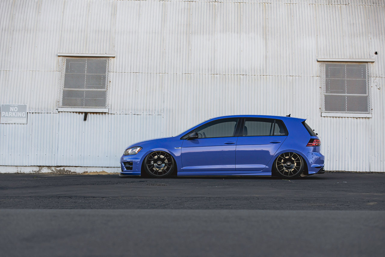 2017 Volkswagen Golf R