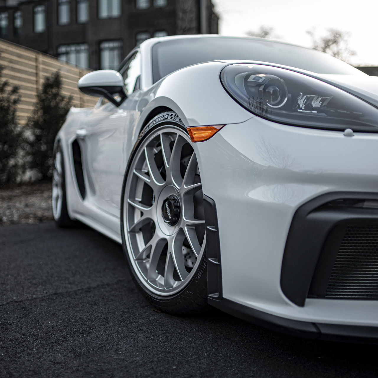 2023 Porsche 718 GT4