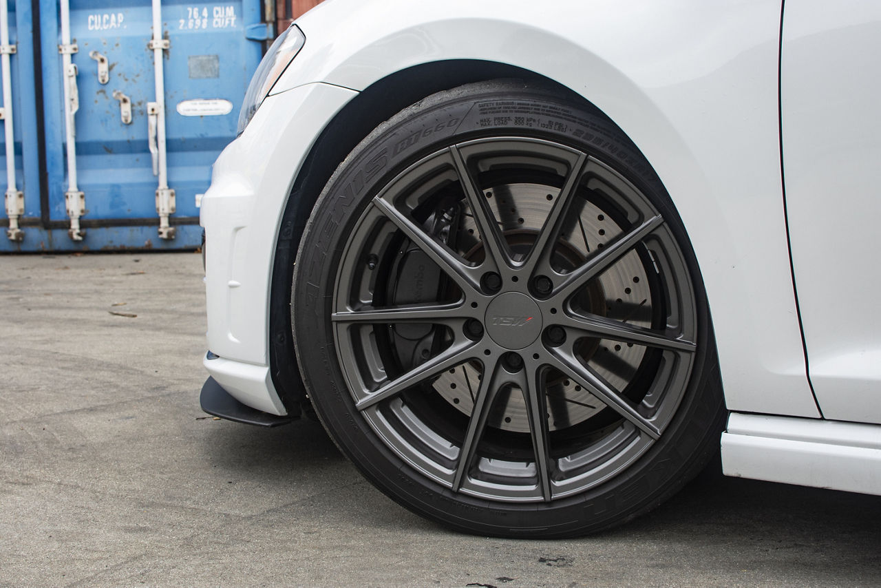 2016 Volkswagen Golf R