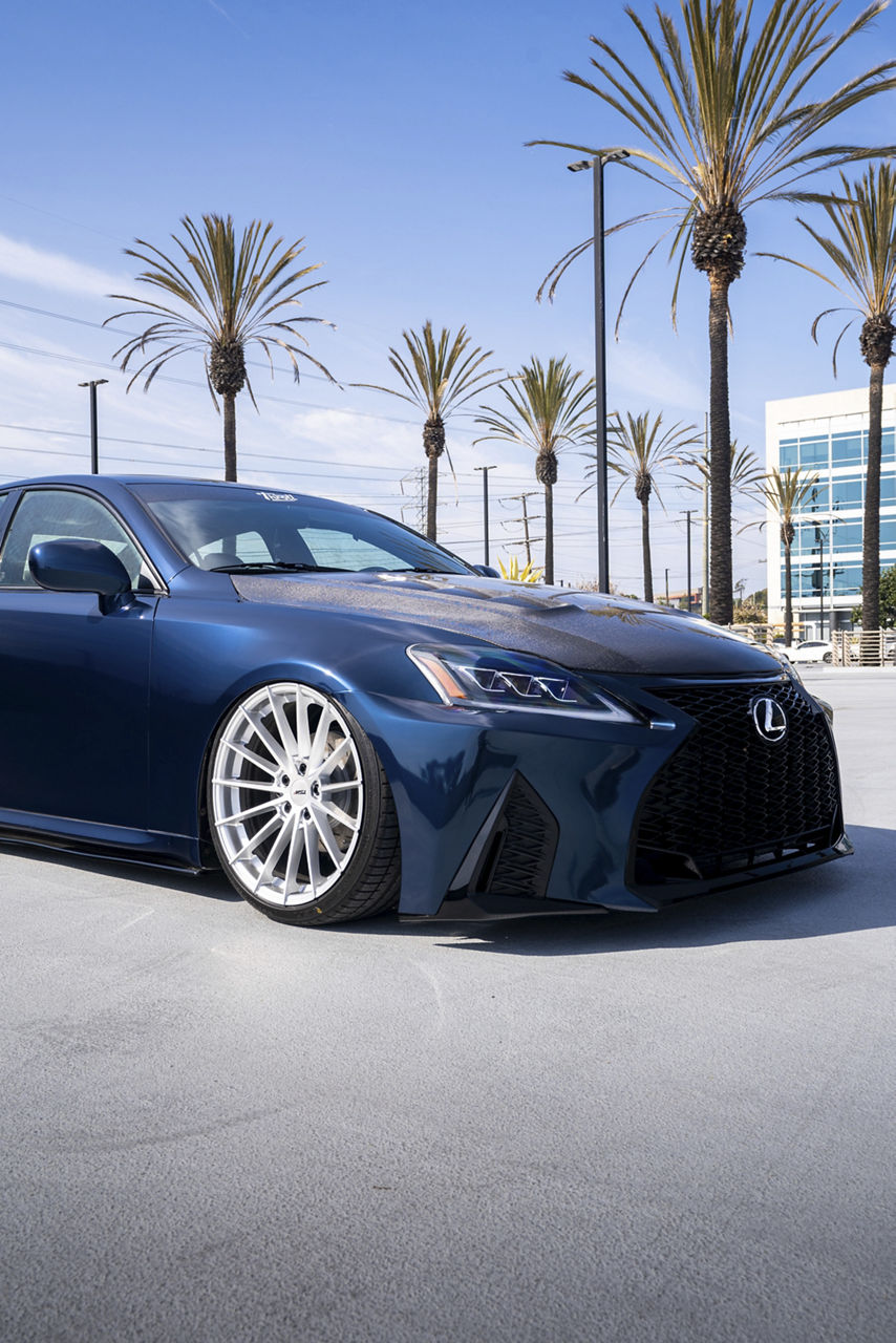 2022 Lexus IS